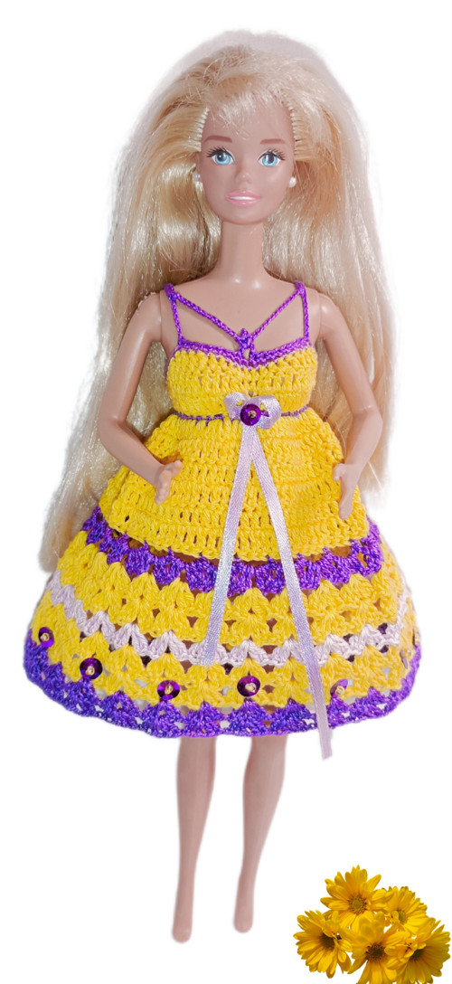 Šaty na panenky barbie i na těhotné