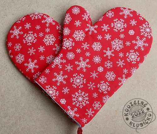Vánoční chňapka vločky na červené - cena za 1 ks