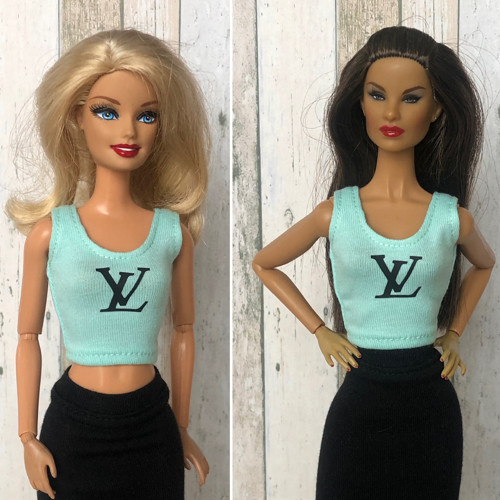 Tílko pro barbie — foto 1
