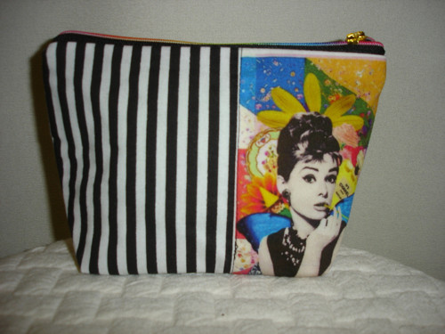 Taštička Audrey velká 17x13x5cm