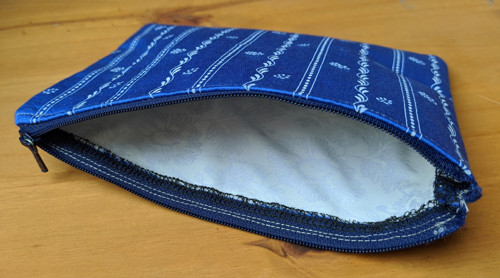 Kapsička modrá