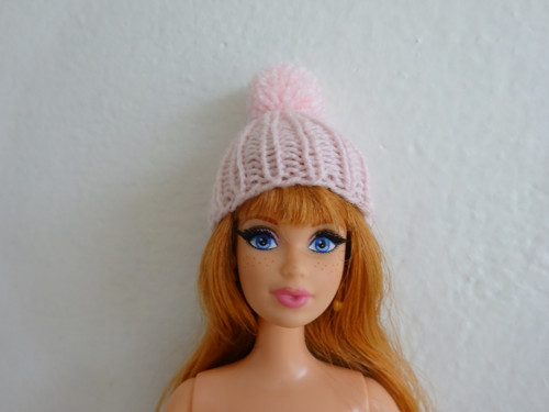 Čepička pro Barbie — foto 1