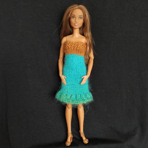 Pletené šaty pro Barbie nebo FR panenky IT