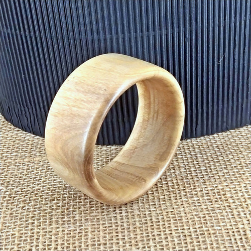 KLASIK iii dřevěný náramek ořech 6,7 cm