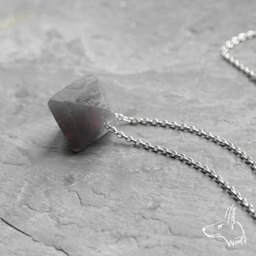 Kouřový fluorit - krystal — foto 1
