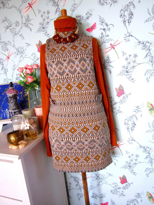 Šatovka retro boho inspirace — foto 1