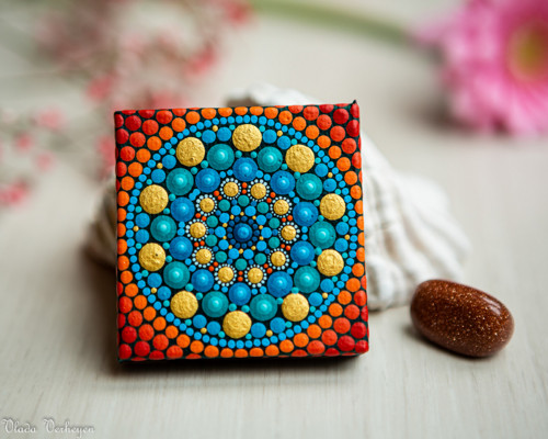 Mini mandala na plátně - "prosperita"