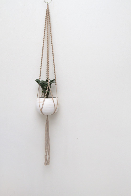 Závěs na květiny "Clematis" (macramé) — foto 1