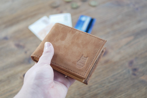 Kožená peněženka - Alex s výklopnou kapsou a RFID