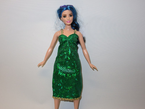 Šaty pro plnoštíhlé BARBIE