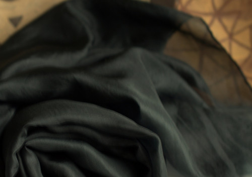 HEDVÁBNÁ ŠÁLA.......180 x 90