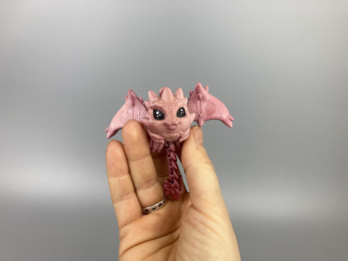Rohatý rarášek - 9cm, 3D tisk — foto 1