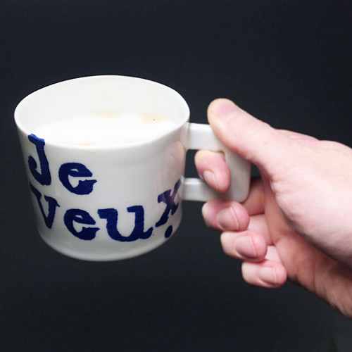 Autorský porcelánový hrnek - de'form_ Je veux