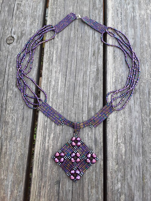 Čtvereček "Metallic Amethyst"