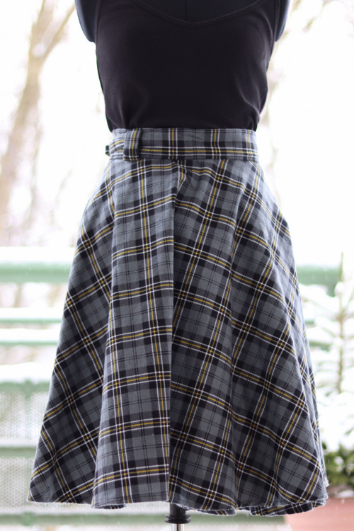 Zavinovací sukně, flanelka šedá — foto 1