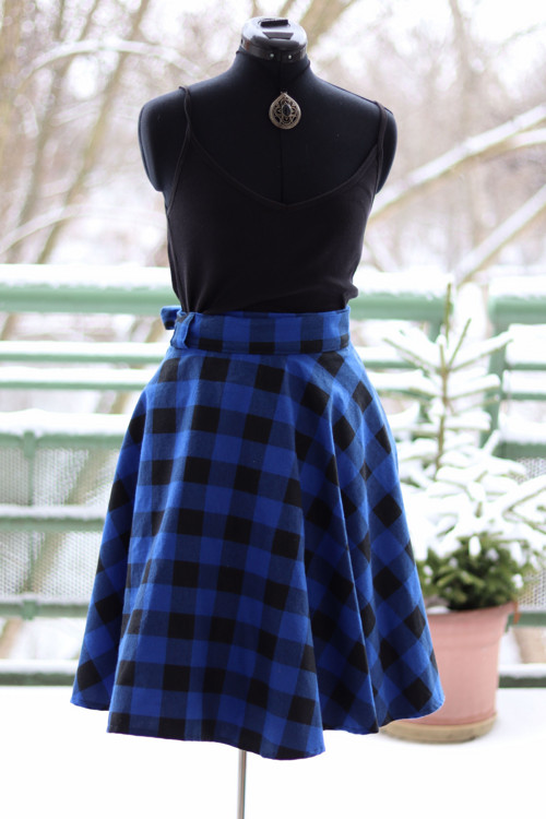 Zavinovací sukně, flanelka modrá — foto 1