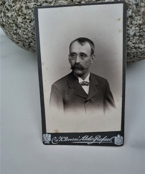 Radní - kabinetka