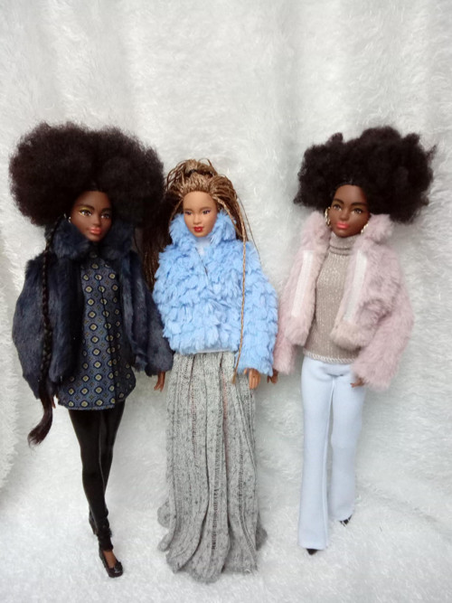 Růžový kožíšek pro Barbie — foto 1