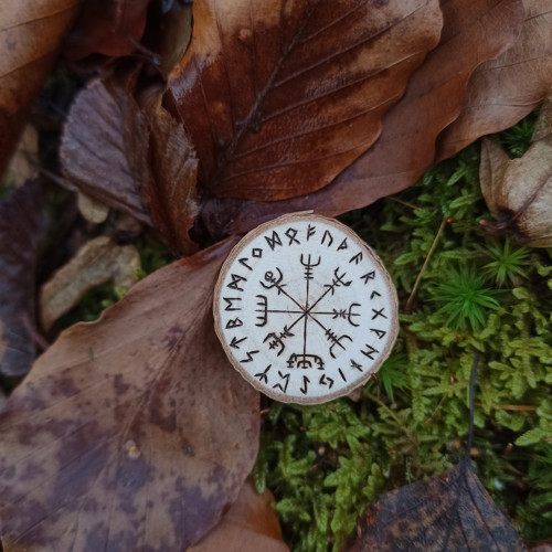 Brož (placka) Vegvísir s runami
