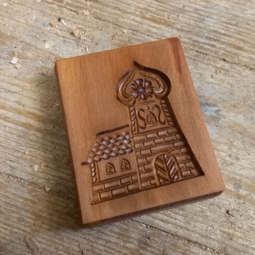 Dřevěná forma kostelík