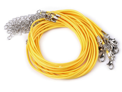 Splétaná šňůrka s karabinkou délka 45 cm - žlutá