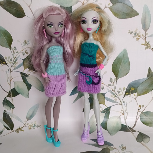 Šaty pro panenku Monster High nebo EAH