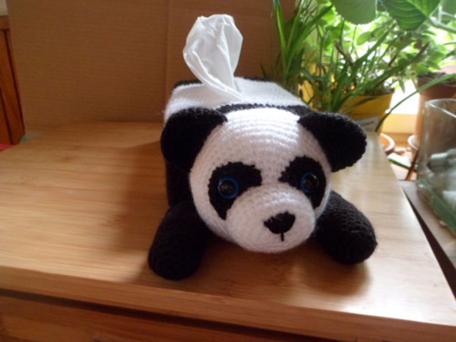 Panda-háčkovaný obal na kapesníčky.Popis.