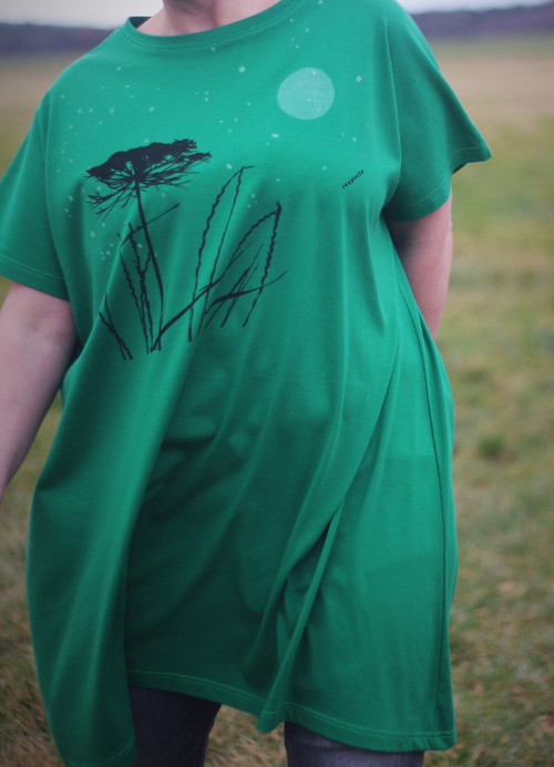 Svítící oversized šaty .......... L - XXL — foto 1