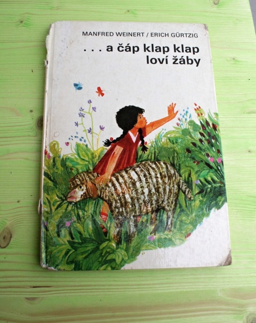 ...a čáp klap klap loví žáby