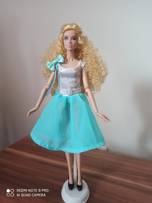 Šaty pro Barbie — foto 1