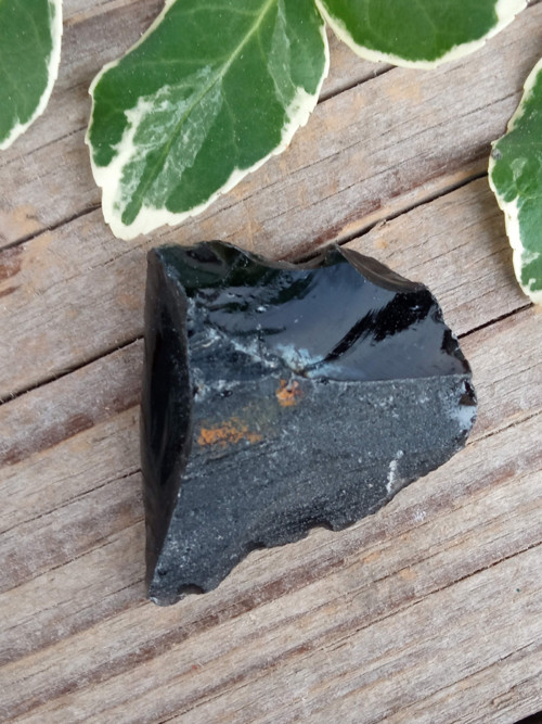 Obsidián černý, surový č. 22
