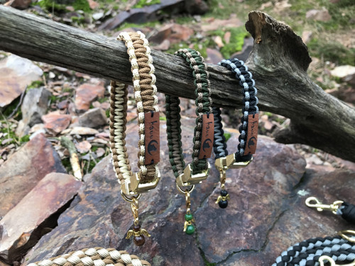 Paracord obojek na přání pro nejmenší plemena