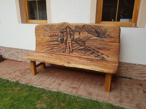 Originální vyřezávaná lavice/Chaloupky Nízké Tatry