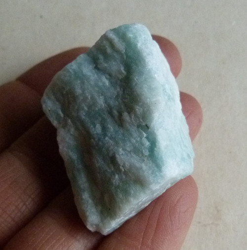 Amazonit surový - 4,6 cm