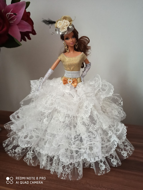 Šaty pro Barbie — foto 1