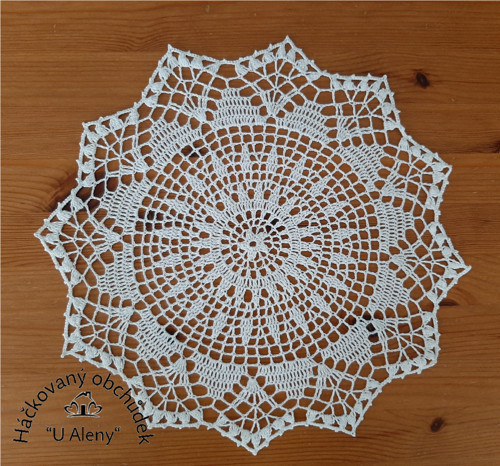 Háčkovaná dečka - 38 cm / SLEVA