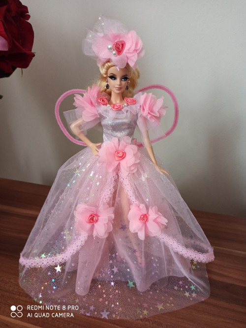 Šaty pro Barbie — foto 1