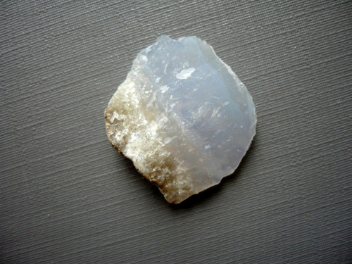Surový - chalcedon 25 mm, č.30f