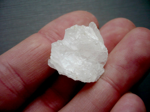 Surový - chalcedon 22 mm, č.93f