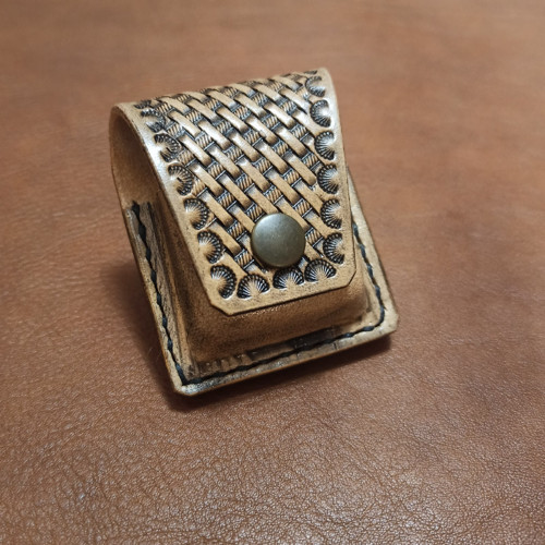 Pouzdro na ZIPPO basket přírodní s černou