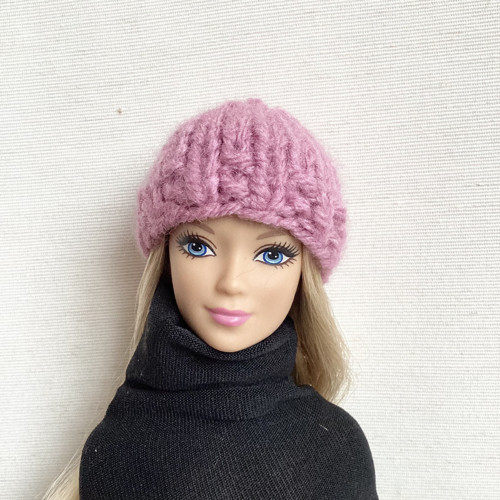 Čepice pro Barbie