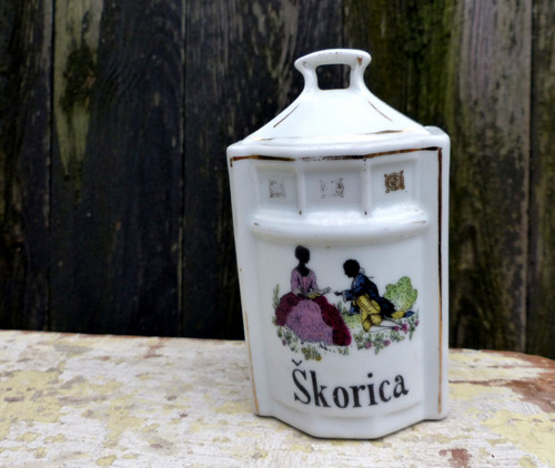 Škorica do závinu...porcelánová dóza