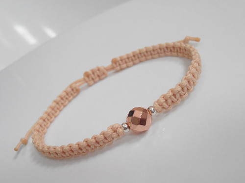 "Hematit Rose gold" - náramek (macramé) — foto 1