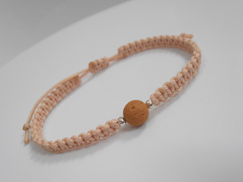 "Láva" drhaný náramek s minerálem (macramé) — foto 1