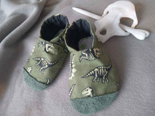 Dino-zelené capky — foto 1
