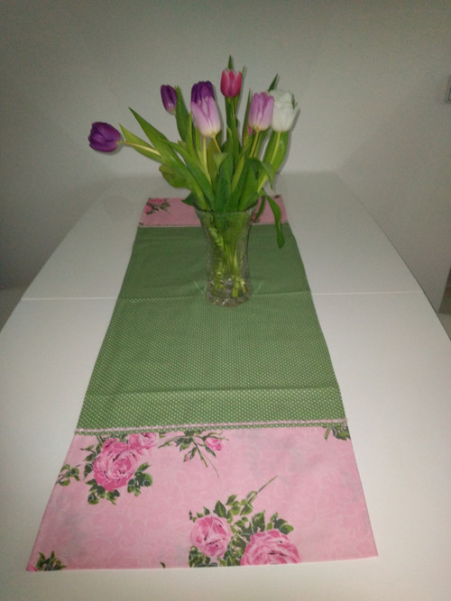 Běhoun 104x38cm