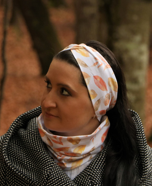 Prekrížená úpletová čelenka listy