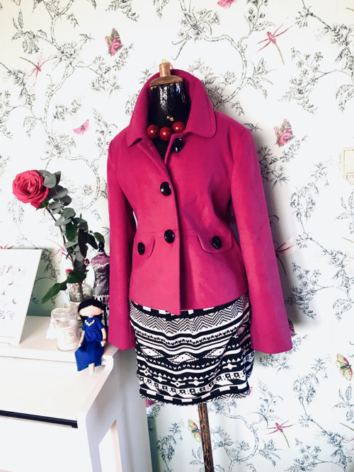 Kabátek retro look, fuchsiový — foto 1
