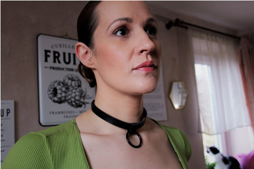 Kožený Choker s kruhem, černé kování