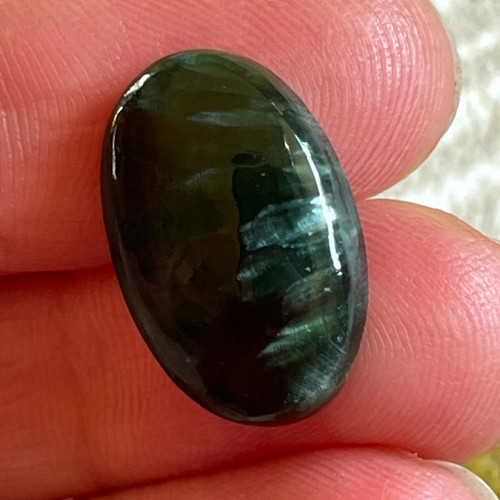 Serafinit kabošon / 18x12x3,5mm (č.3)